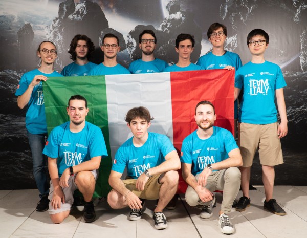 Dritter Platz für das italienische Team 🥉, © Jan Bačák production